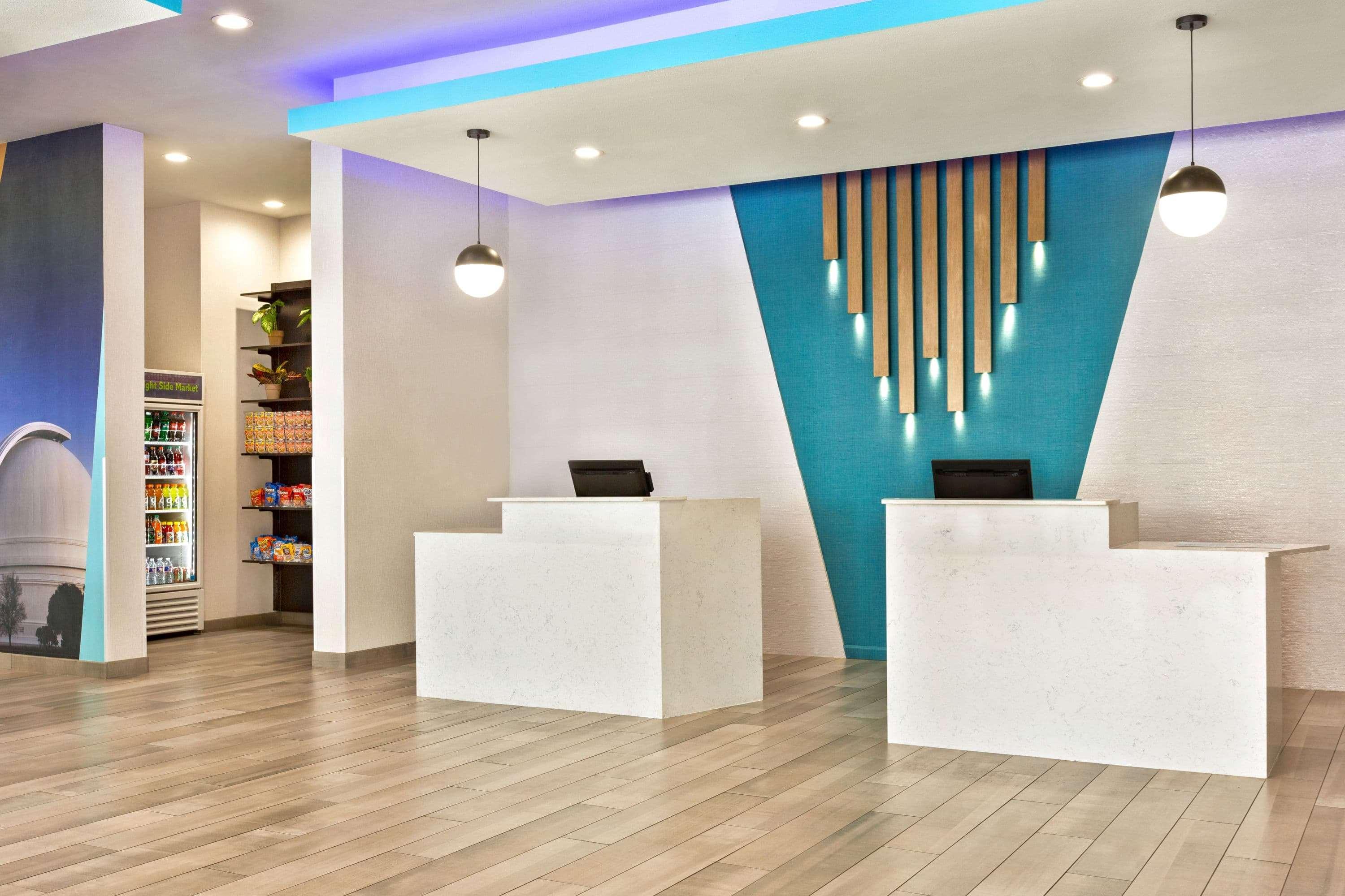 La Quinta By Wyndham Richmond-Sugarland Hotel Eksteriør billede